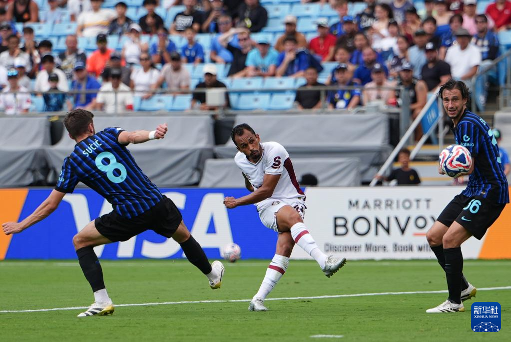 关于快讯:弗鲁米嫩塞抵达美国备战世俱杯的信息 关于快讯:弗鲁米嫩塞抵达美国备战世俱杯的信息