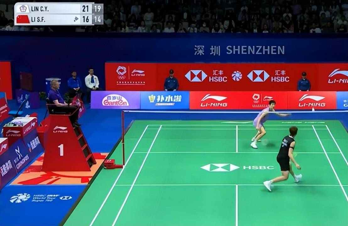 中国羽毛球队完胜韩国羽毛球队，戴资颖制霸全场