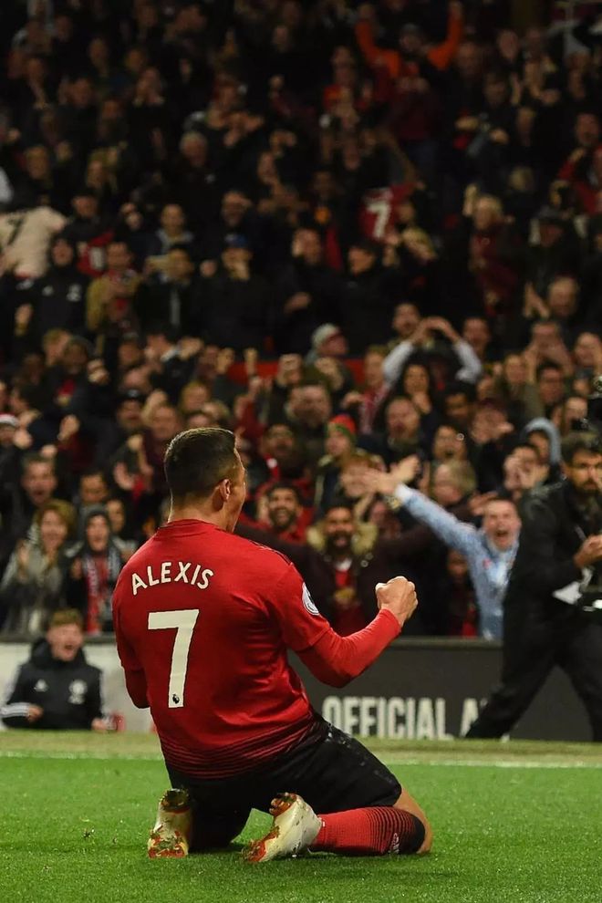 智利爆冷葡萄牙，博格巴2爆发神勇