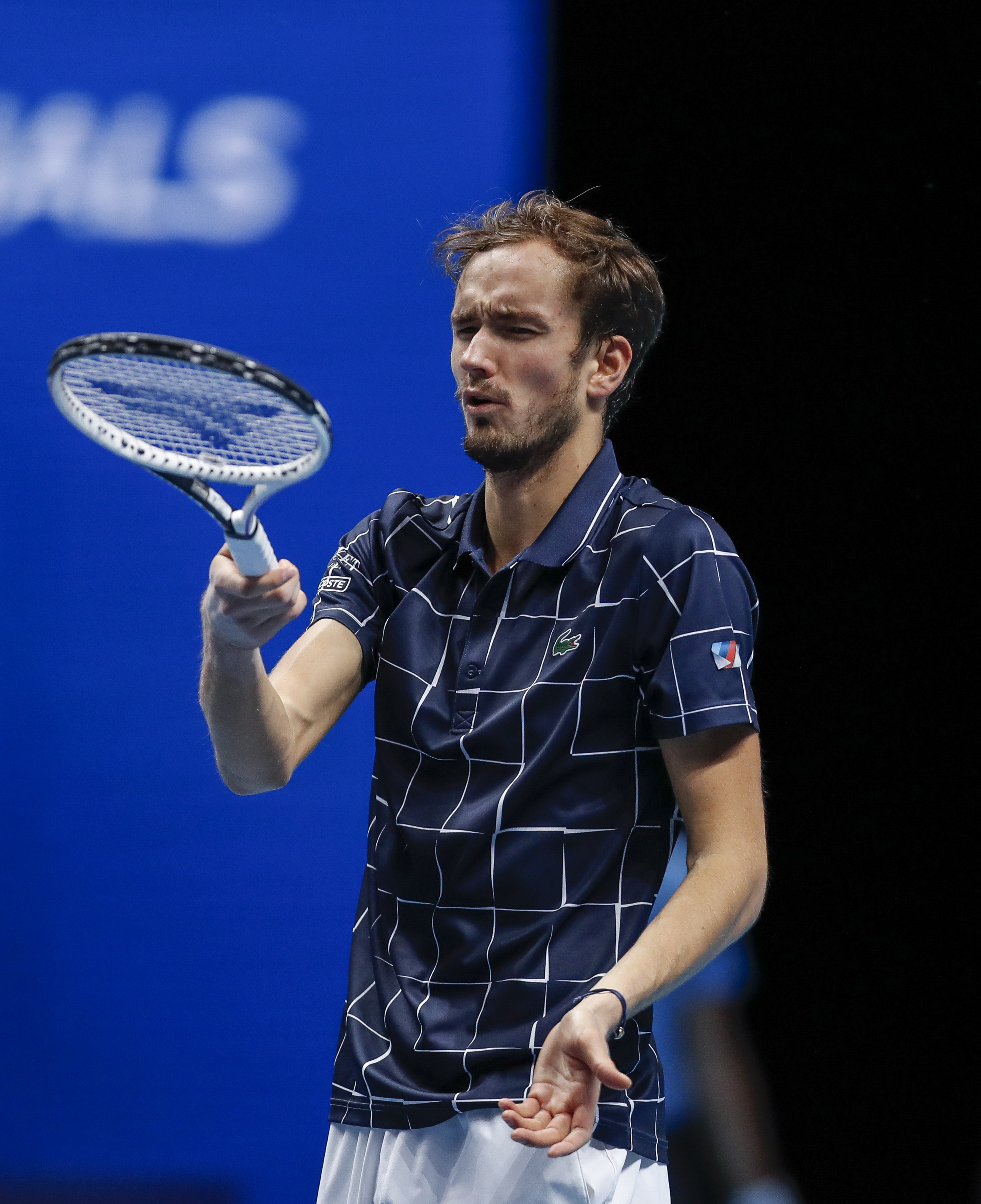 关于德国网球队轻取意大利网球队，梅德韦杰夫制霸全场的信息