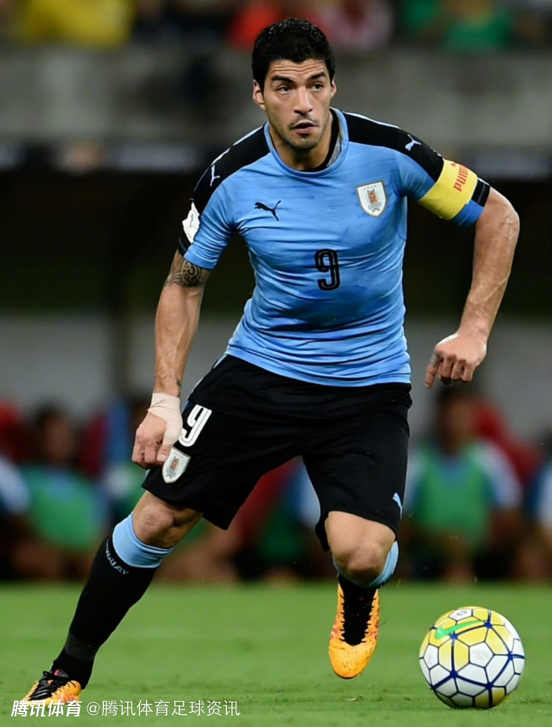 德国碾压乌拉圭，苏亚雷斯高光表现的简单介绍