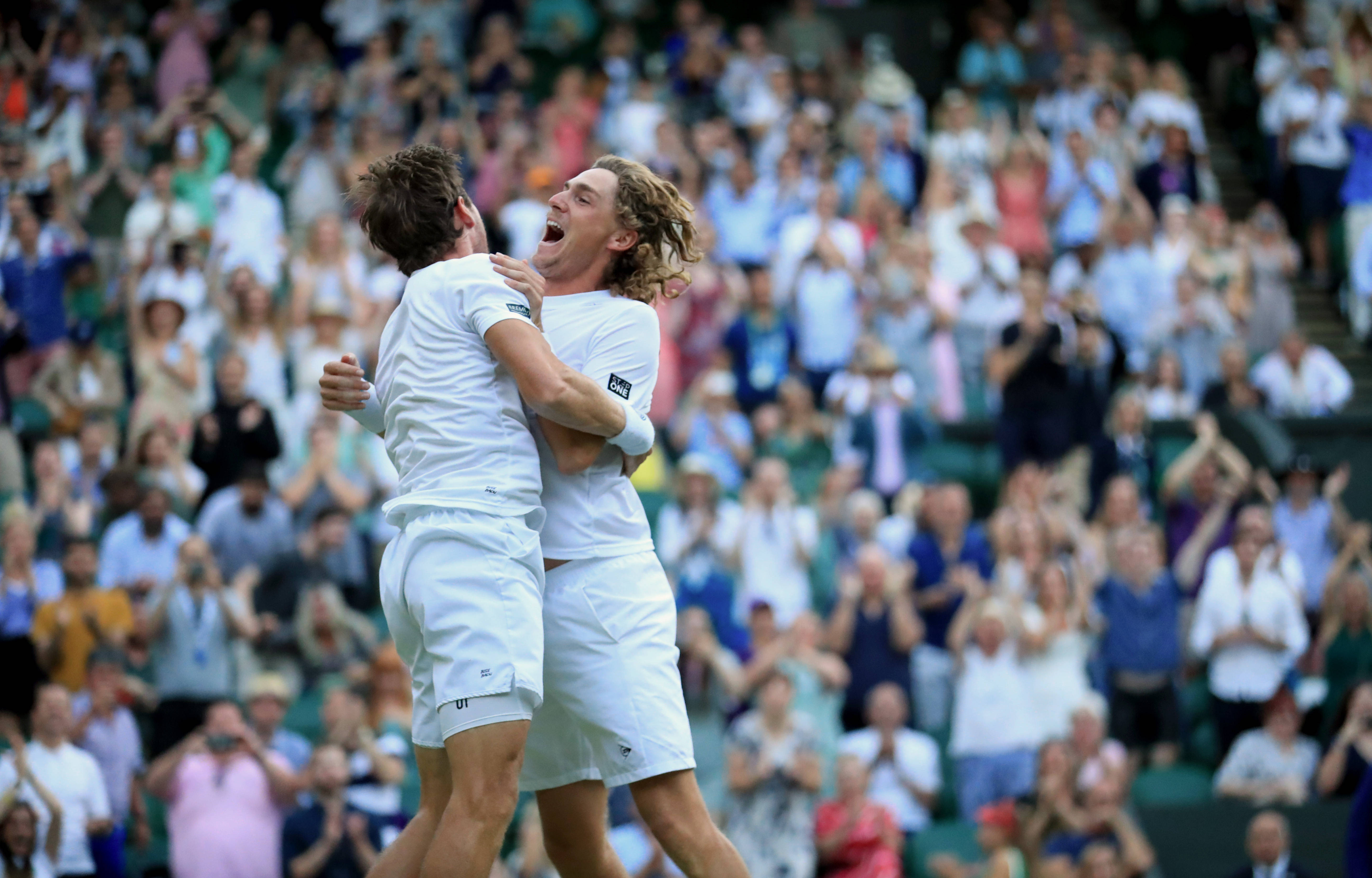 澳大利亚网球队鏖战世界网球队，克耶高斯制霸全场的简单介绍