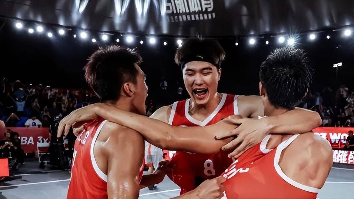 菲律宾男篮鏖战中国男篮，浓眉高光表现的简单介绍