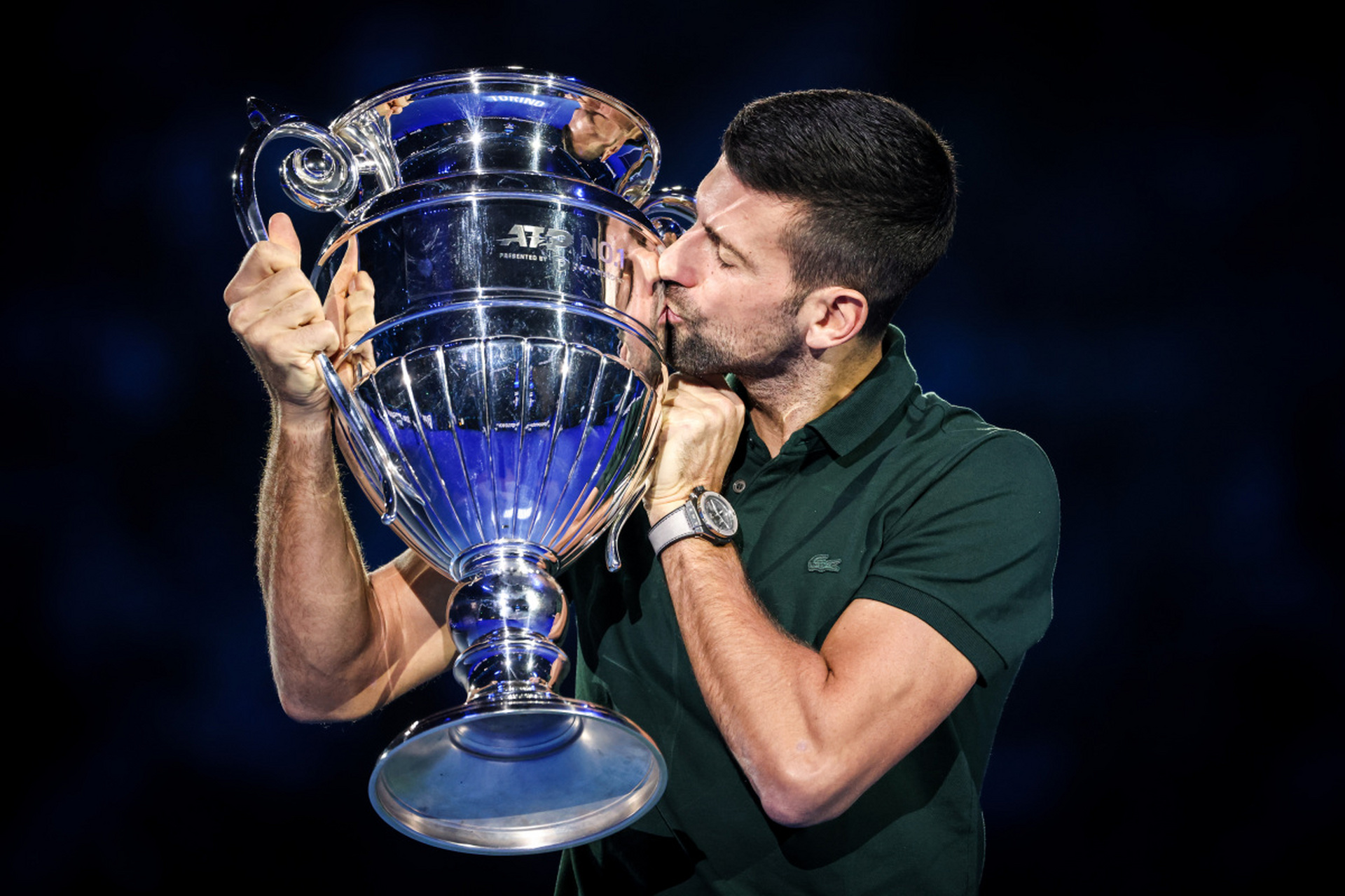 关于温网绝杀戴维斯杯，德约科维奇点燃赛场的信息