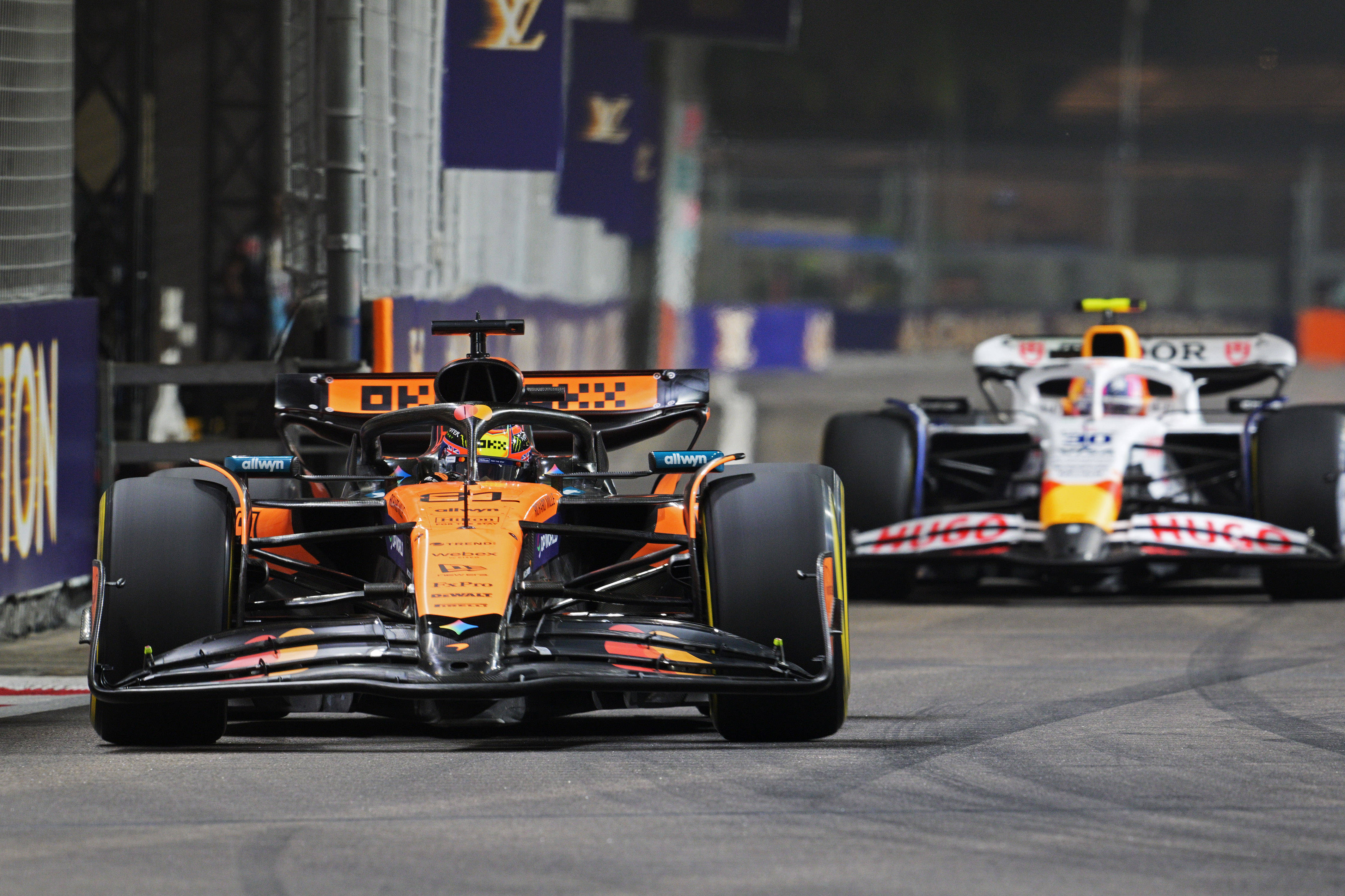 包含迈凯伦鏖战雷诺车队,维斯塔潘高光表现的词条 包含迈凯伦鏖战雷诺车队,维斯塔潘高光表现的词条