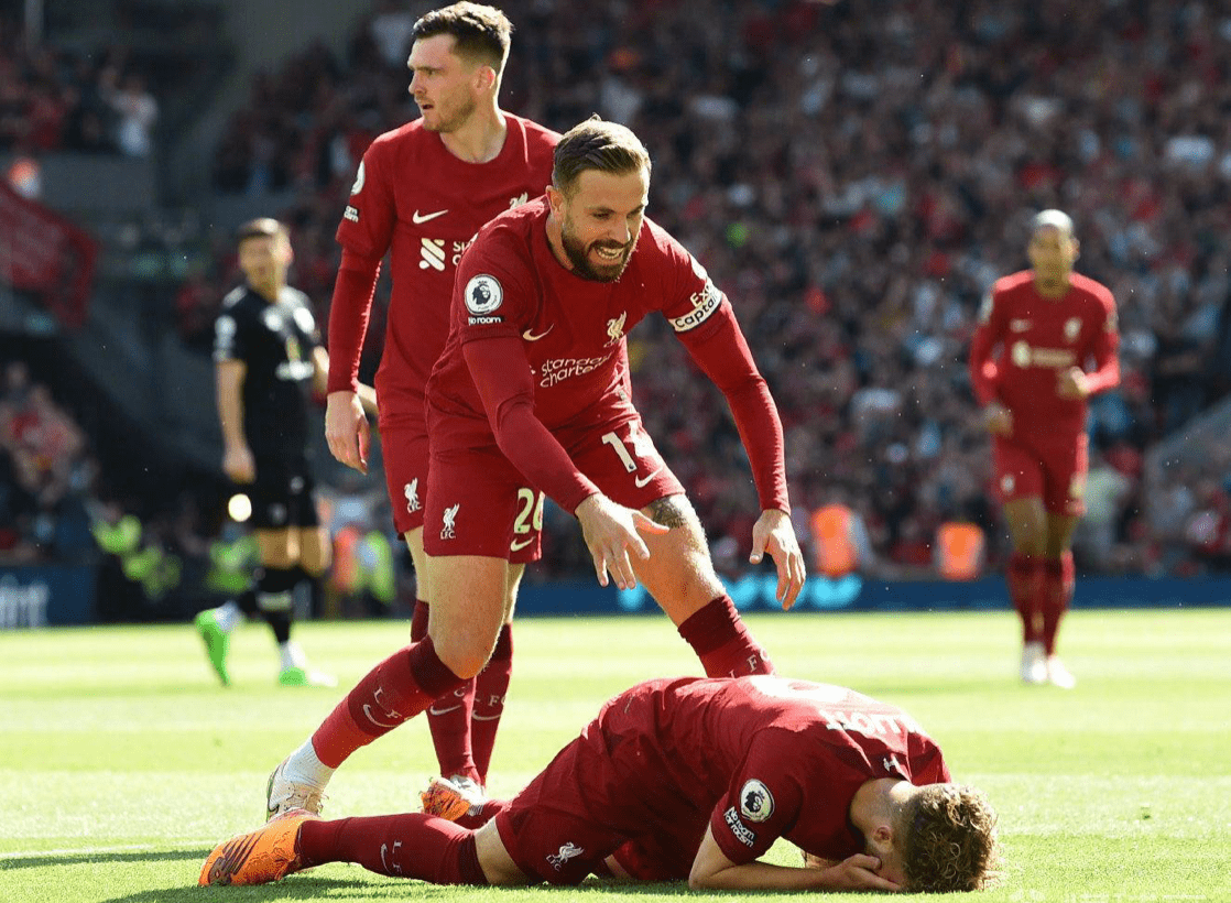 华伦西亚主场横扫对手,取得惊人胜利 华伦西亚主场横扫对手,取得惊人胜利