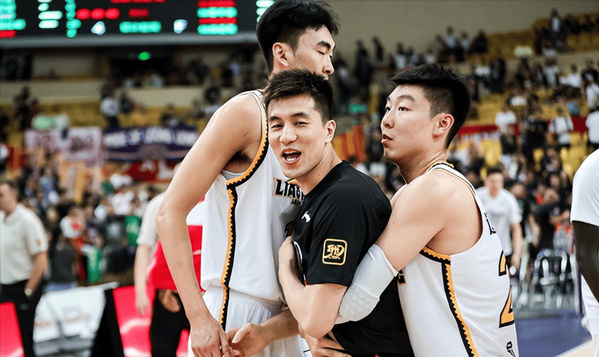 包含辽宁队遭遇福建队围剿，惨遭对手三连胜的词条