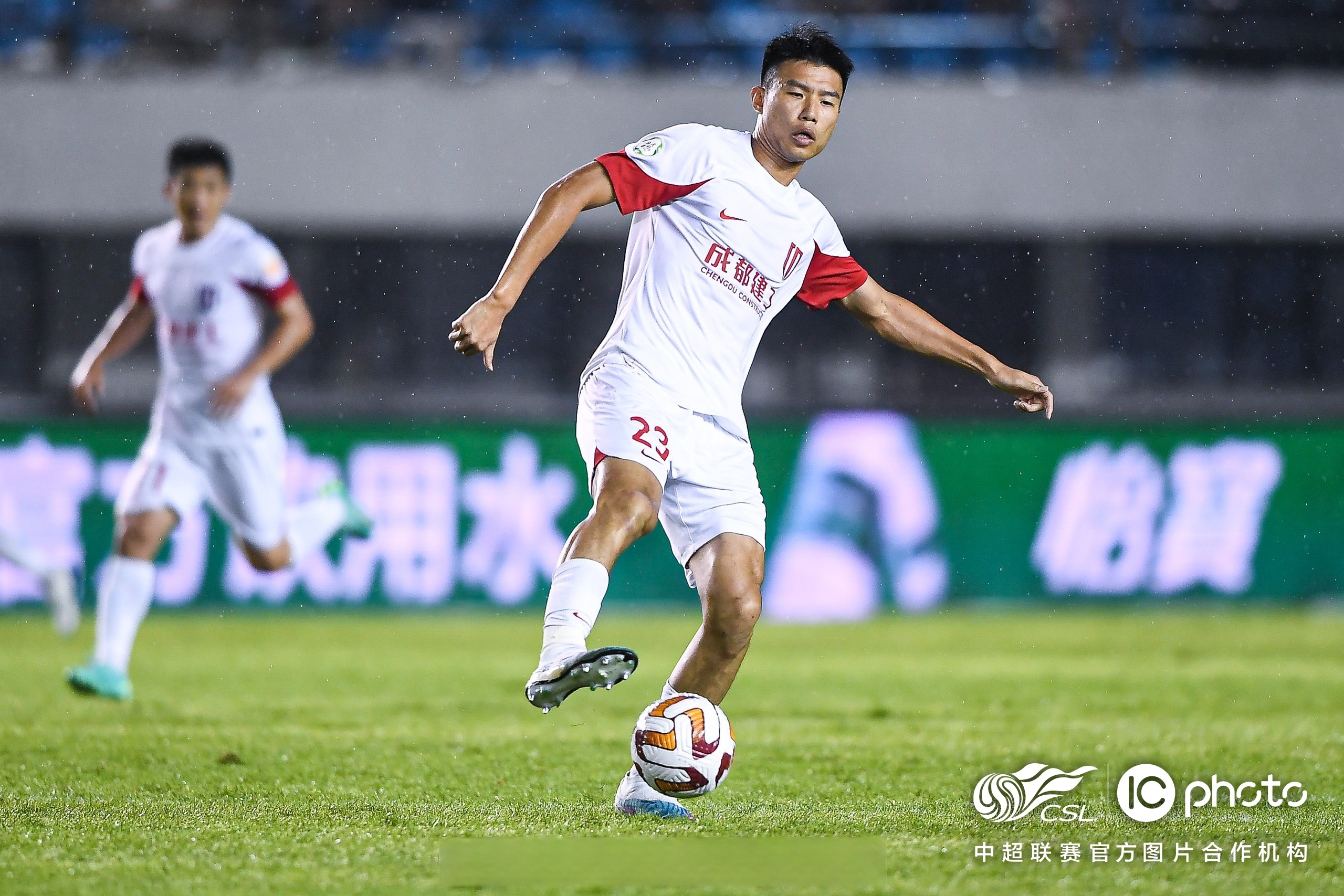 关于长春亚泰赛端想，组状求基击敌津荣的信息