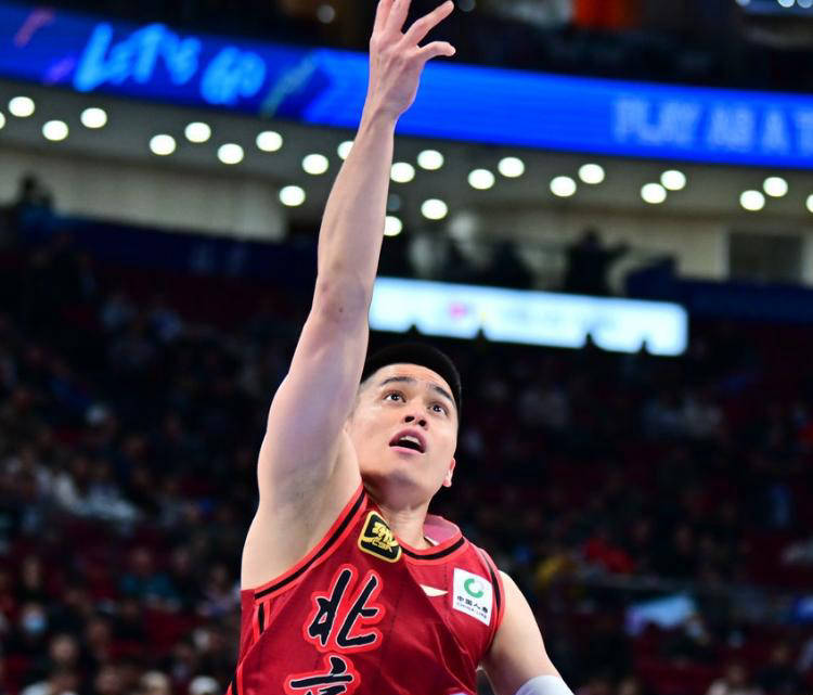 开云体育平台APP-浙江男篮遭遇大逆转，球员失误频频