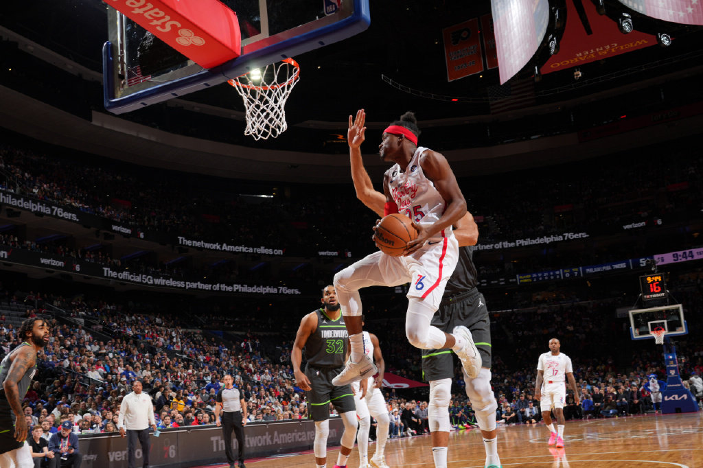 阿拉维斯拼尽全力,力争逆转的简单介绍 阿拉维斯拼尽全力,力争逆转的简单介绍