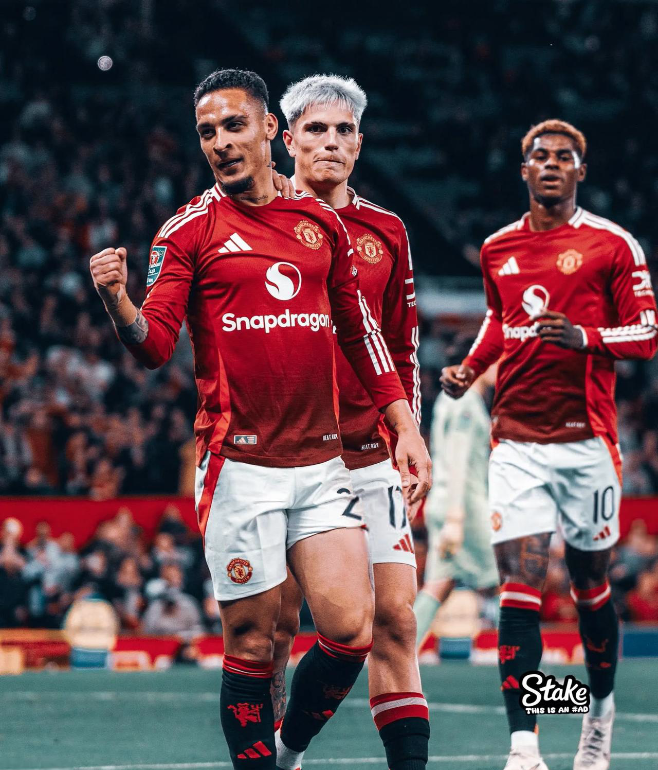 拜仁慕尼黑曼联大逆转，球员士气高涨获胜的简单介绍