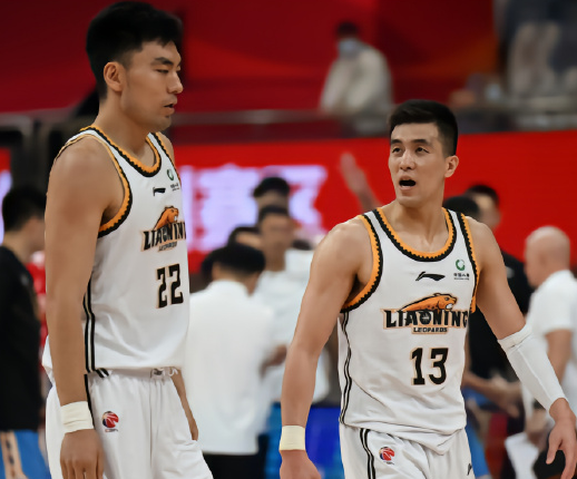 包含浙江男篮大胜四川，提升排名的词条