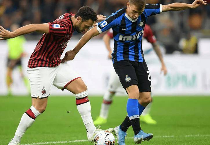 关于乌迪内斯客场逼平帕尔马，保持不败的信息