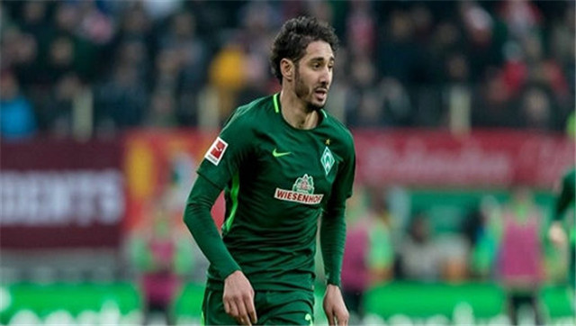 包含甘冈战胜波尔多，积分榜上升的词条