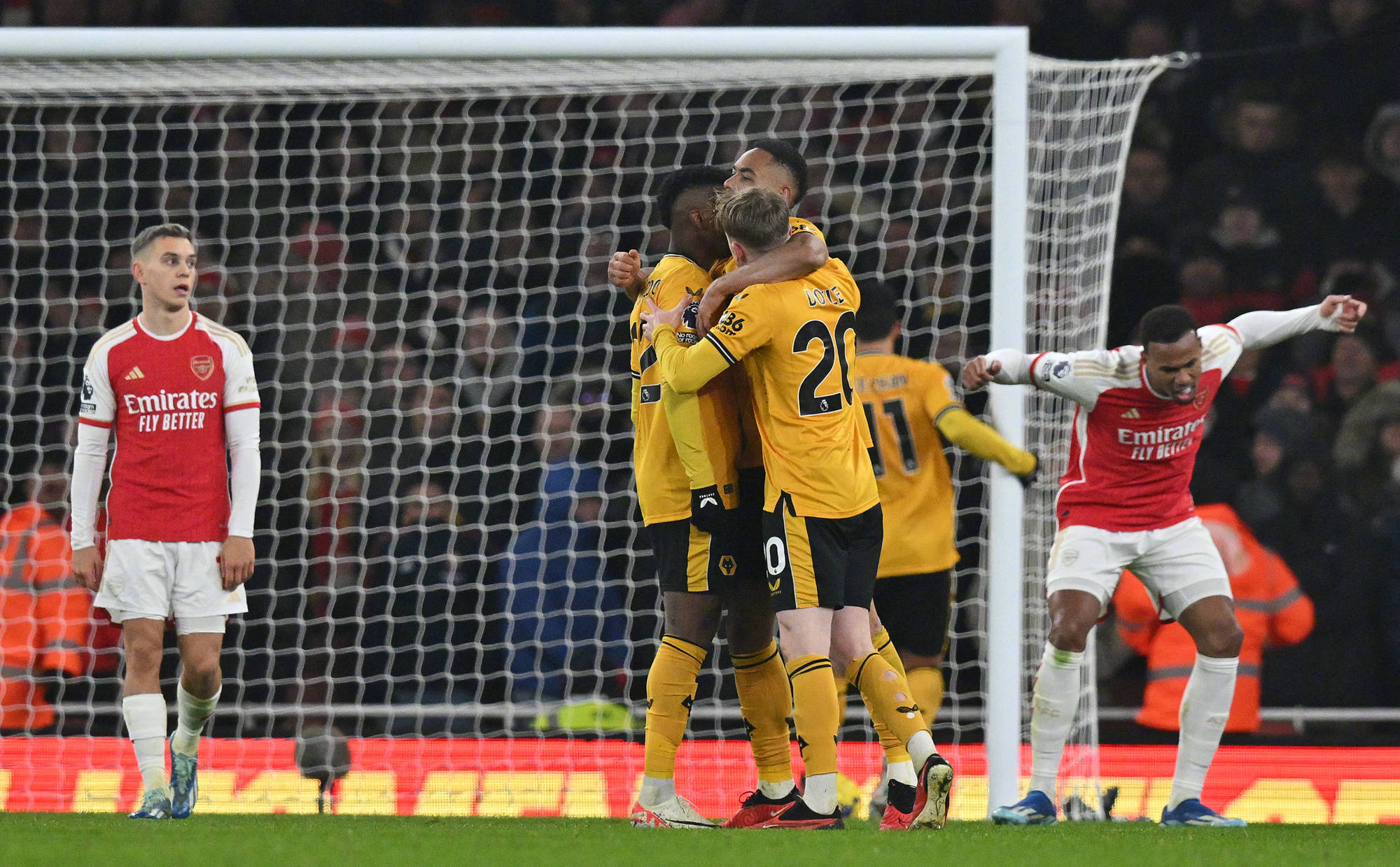 阿森纳险胜丹麦，戈麦斯状态火热的简单介绍