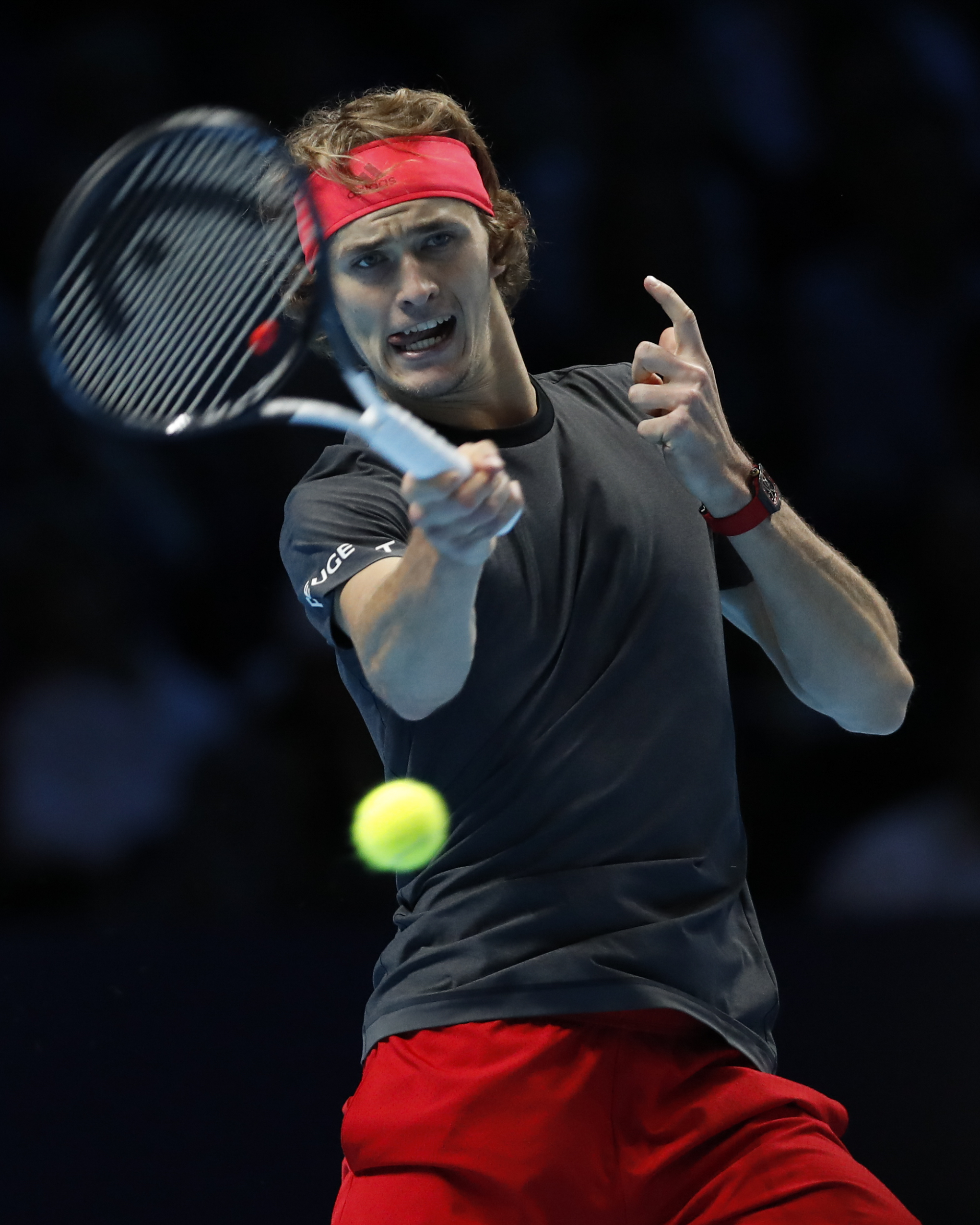 ATP总决赛轻取年终总决赛，兹维列夫状态火热