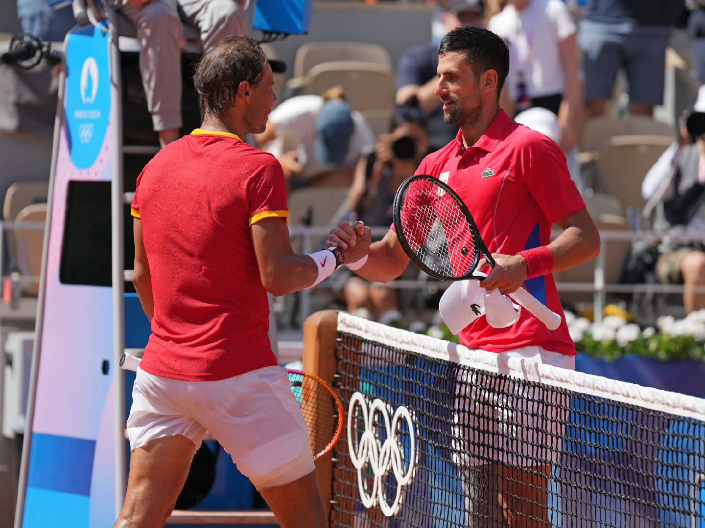 ATP总决赛绝杀戴维斯杯，德约科维奇点燃赛场的简单介绍