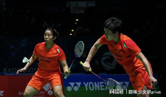 包含泰国队碾压印度队，黄鸭组合关键制胜的词条