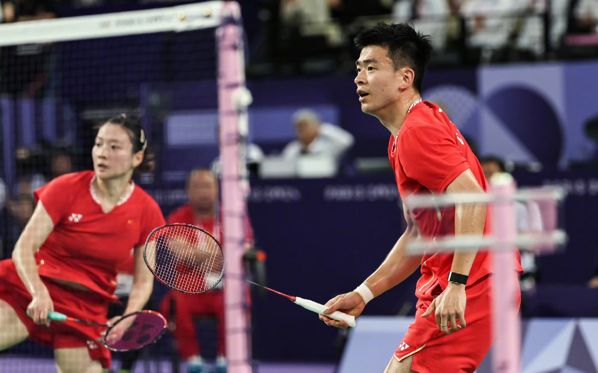 包含中国队绝杀印度队，郑思维高光表现的词条