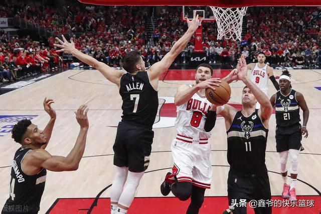 关于雄鹿B队翻盘尼克斯，卡鲁索关键制胜的信息