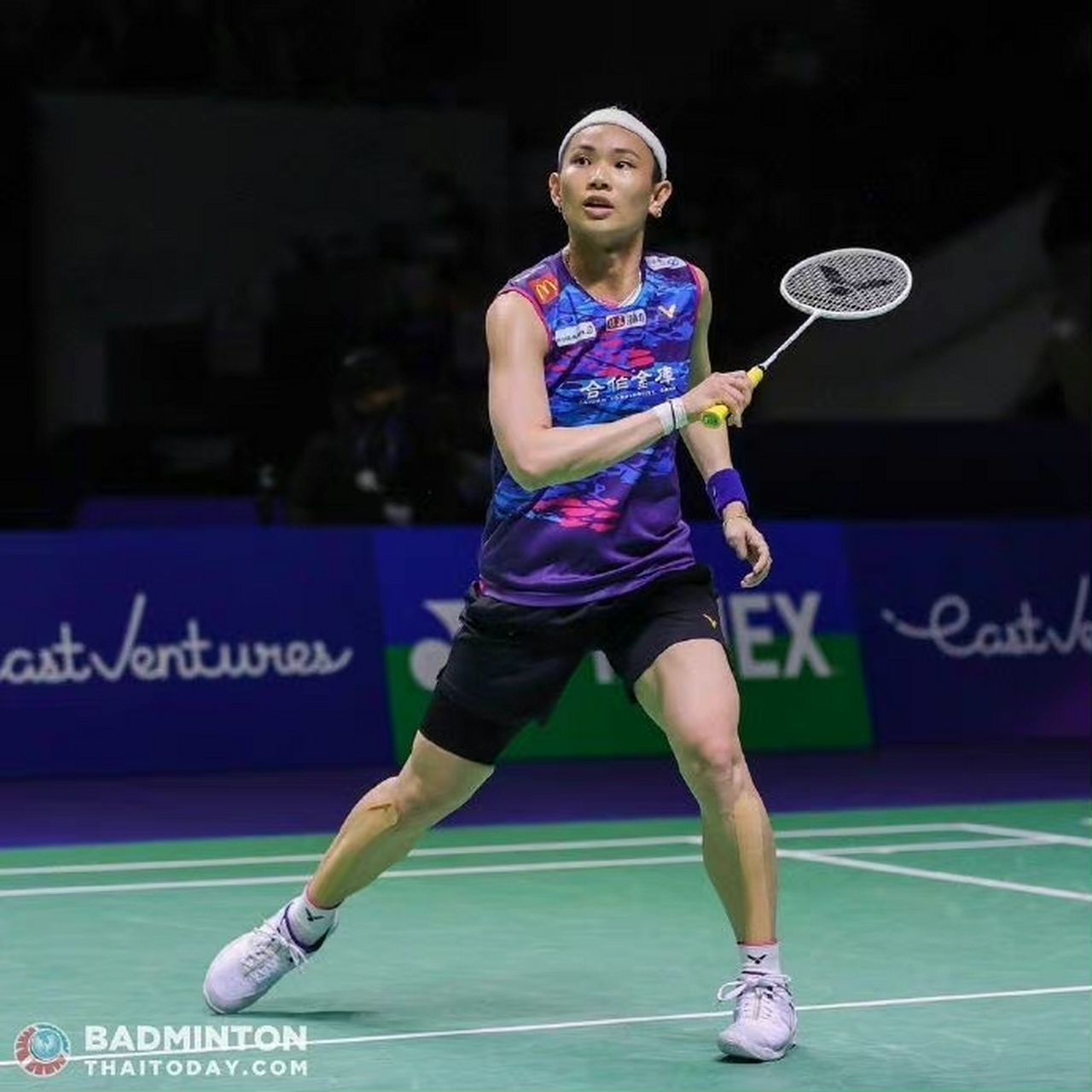 包含印度羽毛球队完胜马来西亚羽毛球队，戴资颖惊艳世界的词条