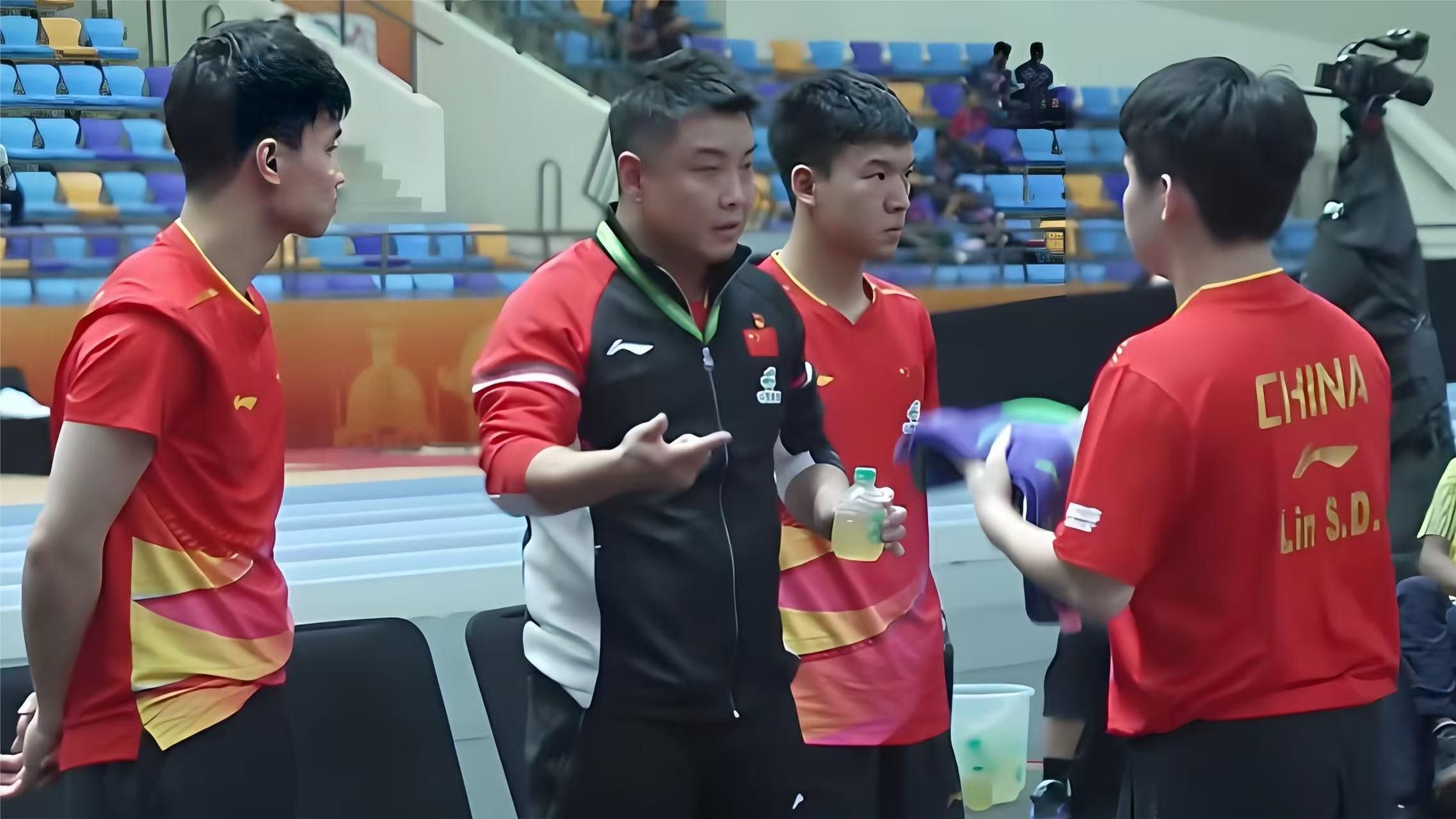 关于瑞典乒乓球队逆转法国乒乓球队，王皓完成帽子戏法的信息