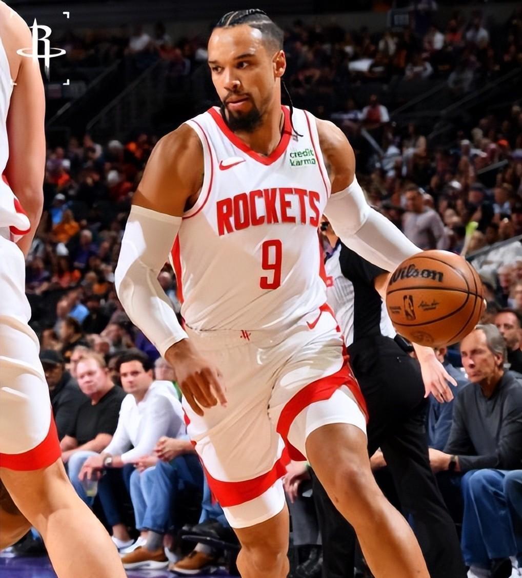 火箭新晋球员迎来首秀表现神勇