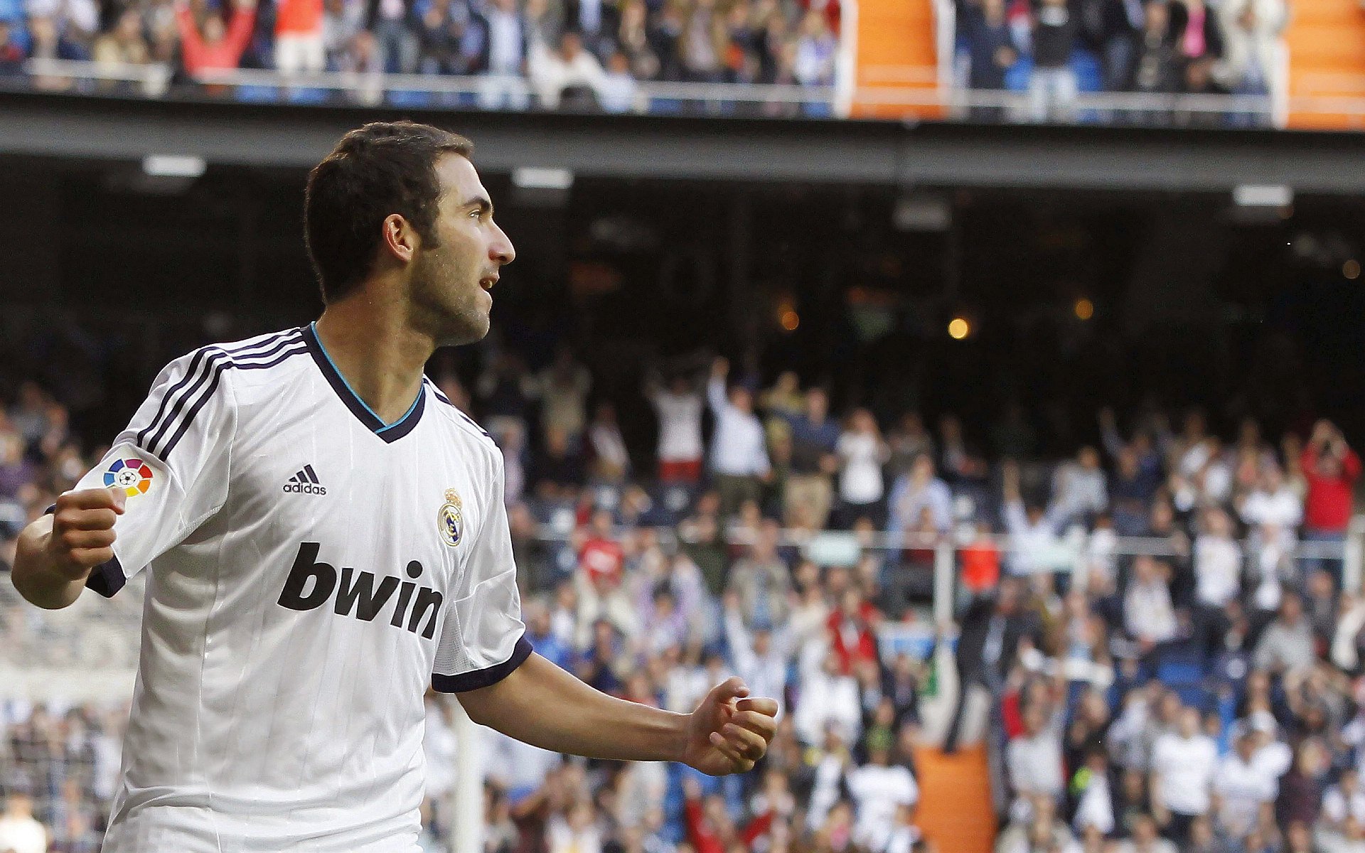 巴雷拉爆发点燃逆转之火，马德里竞技绝境翻盘巴黎圣日耳曼