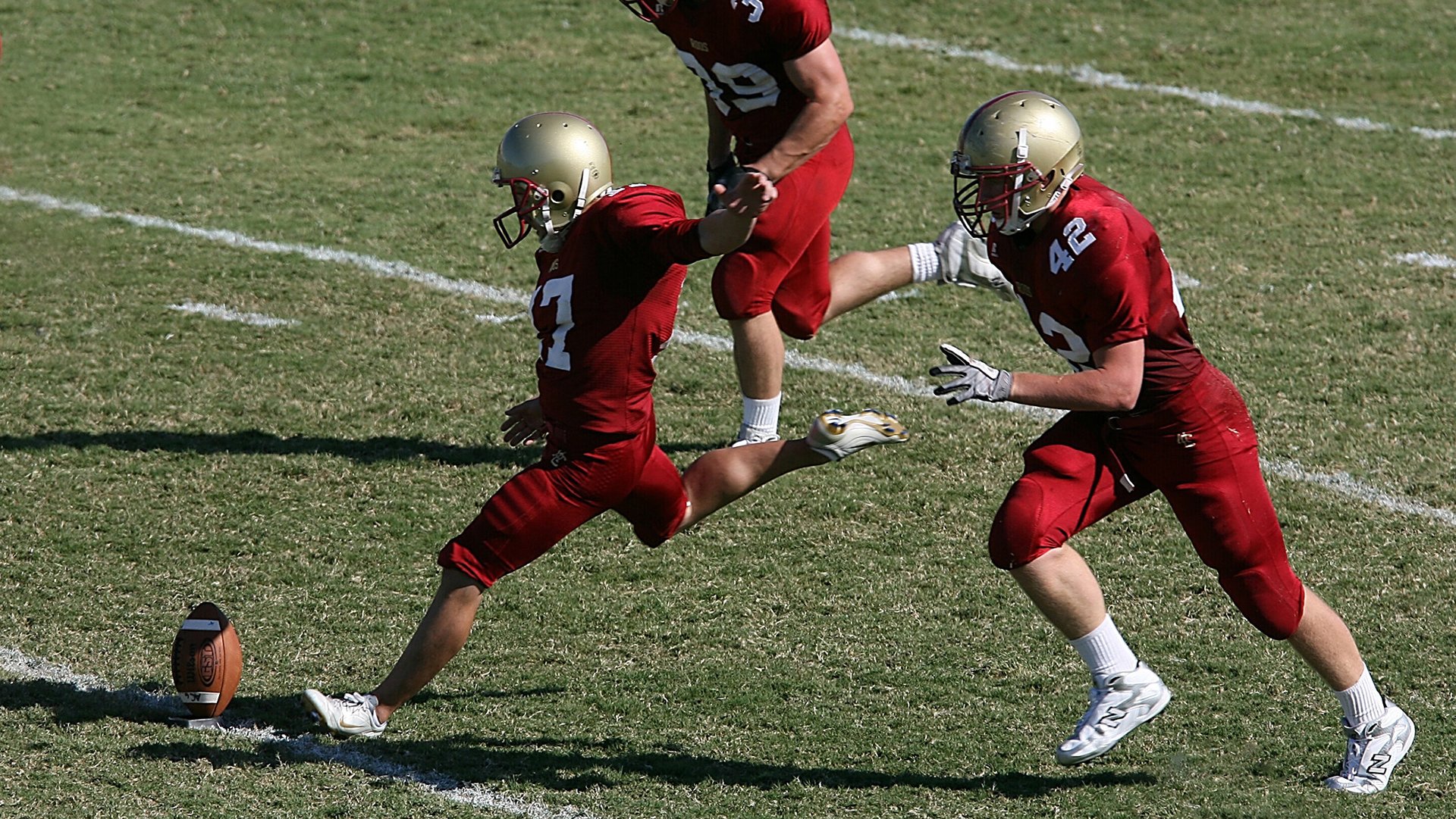 沙漠与南美的碰撞，阿坎吉的闪电连击，埃及在巴拉圭狂风中的孤独坚守